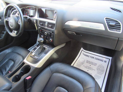 2016 Audi A4 2.0T quattro Premium