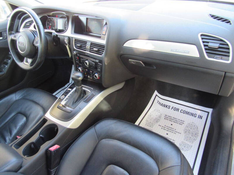 2016 Audi A4 2.0T quattro Premium