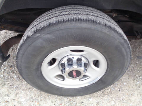 2017 GMC Savana LT 3500