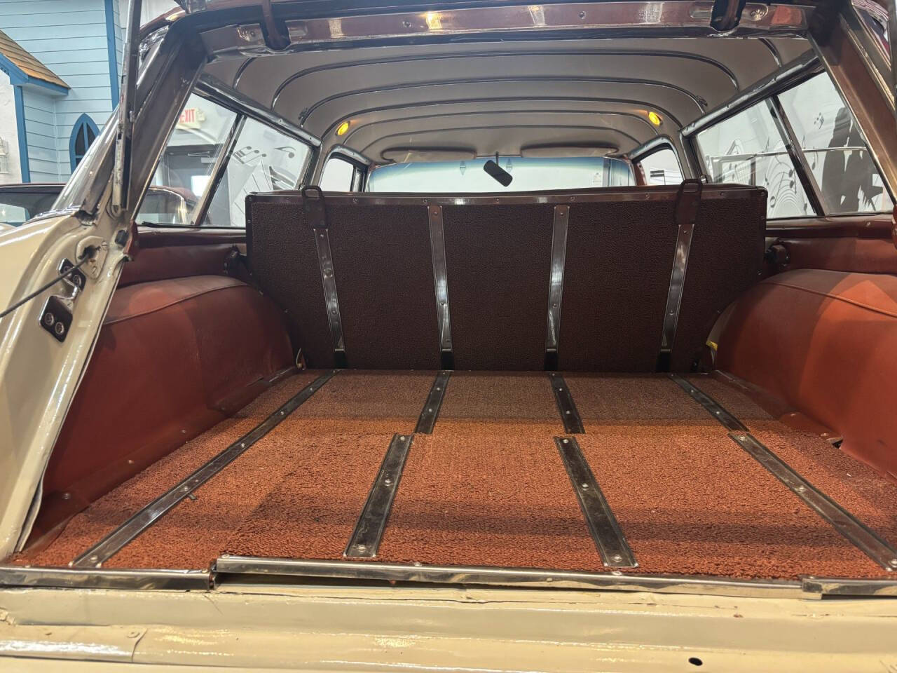 1955 Pontiac Safari 22