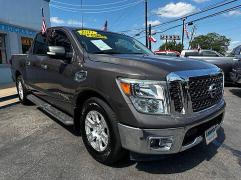 2017 Nissan Titan SV