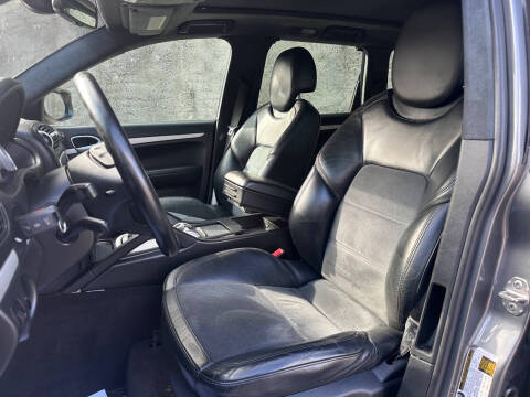 2010 Porsche Cayenne GTS