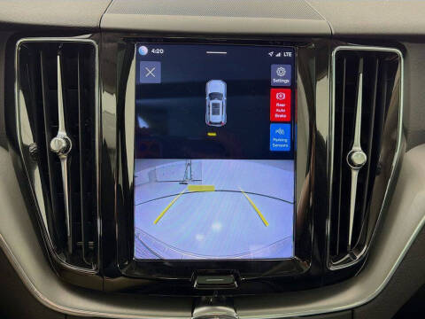2023 Volvo XC60 B5 Core