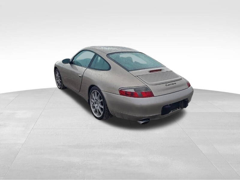 2000 Porsche 911 Carrera