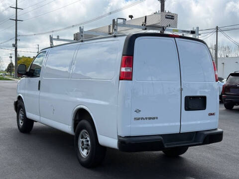 2022 GMC Savana 2500