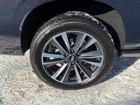 2025 Cadillac Escalade ESV Sport