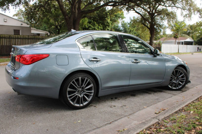 2016 INFINITI Q50 Sport photo 16