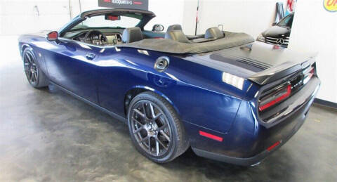 2016 Dodge Challenger 392 HEMI Scat Pack Shaker