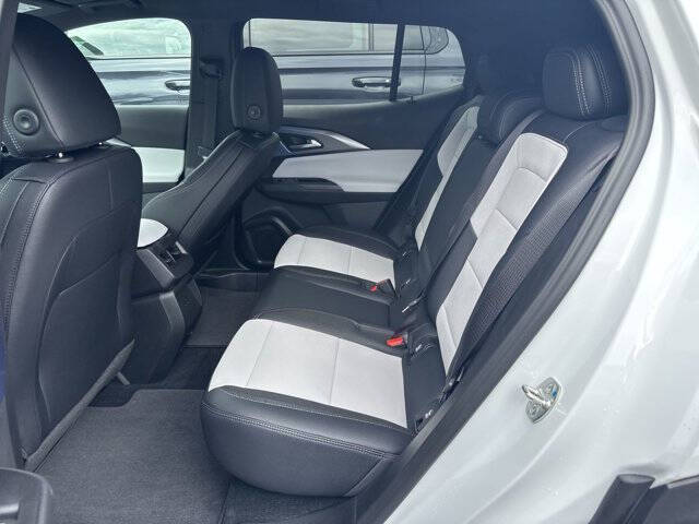 2026 Chevrolet Equinox EV LT 2