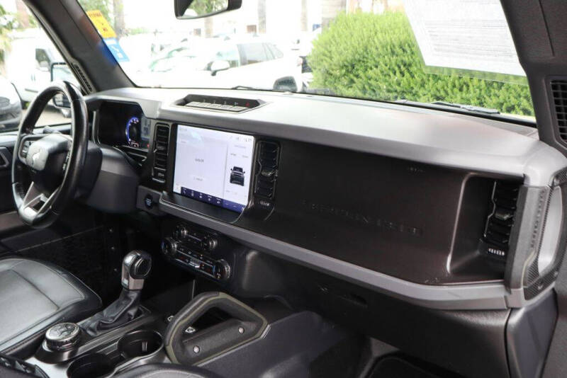 2022 Ford Bronco Everglades Advanced