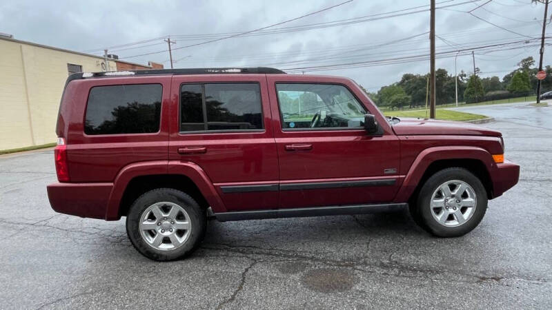 2007 Jeep Commander Sport