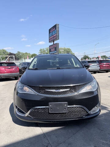 2019 Chrysler Pacifica Touring L