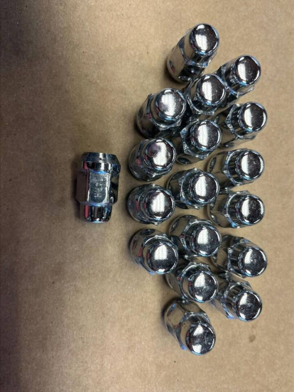  18 LUGS (14RH) $15.00 PLUS TAX 18 LUGS (14RH) $15.00 PLUS TAX for sale at BENHAM AUTO INC - Peace of Mind Auto Collision and Repair in Lubbock TX