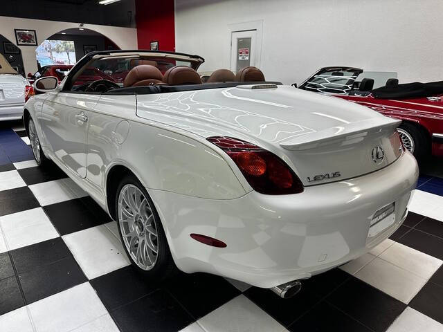 2004 Lexus SC 430