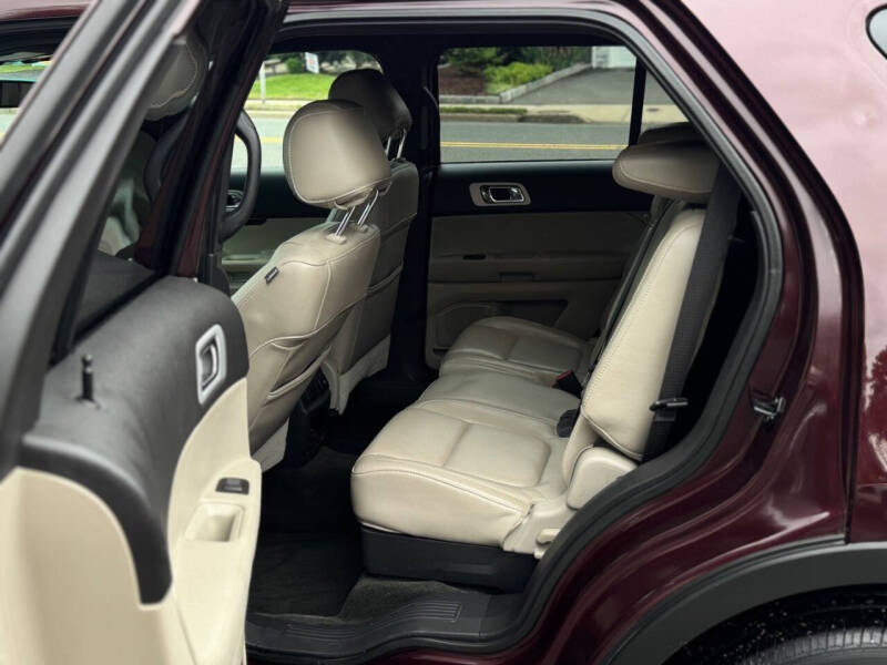 2011 Ford Explorer Limited