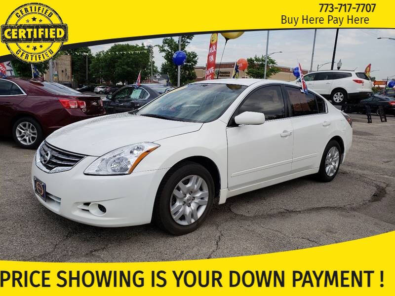 2012 Nissan Altima for sale at AutoBank in Chicago IL