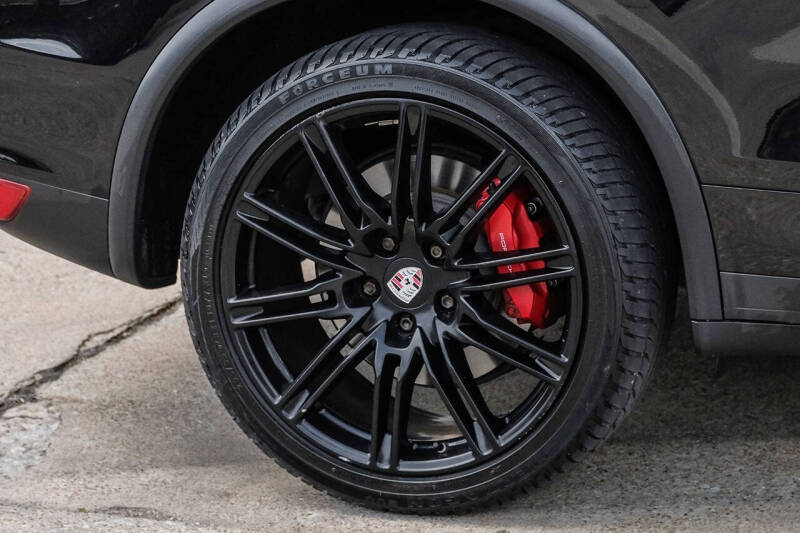 2012 Porsche Cayenne Turbo