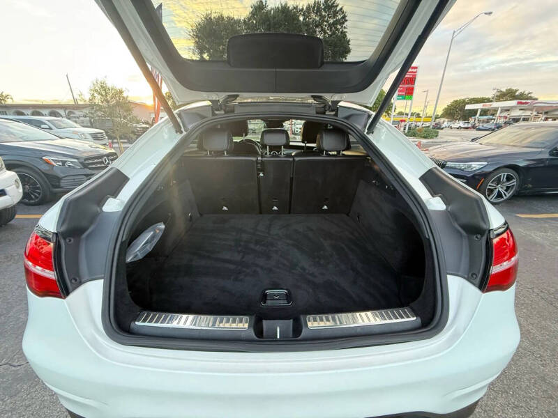 2019 Mercedes-Benz GLC GLC 300 4MATIC