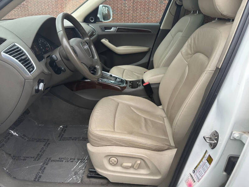 2012 Audi Q5 2.0T quattro Premium Plus