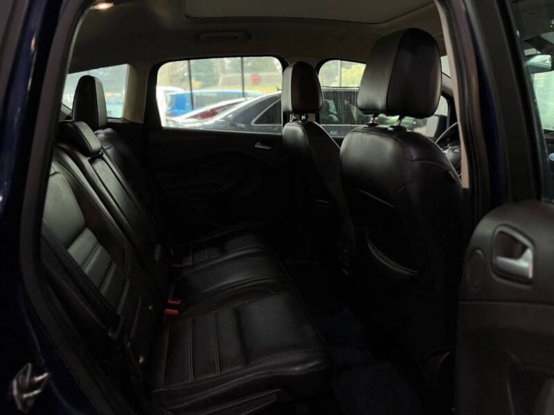 2017 Ford C-MAX Energi Titanium