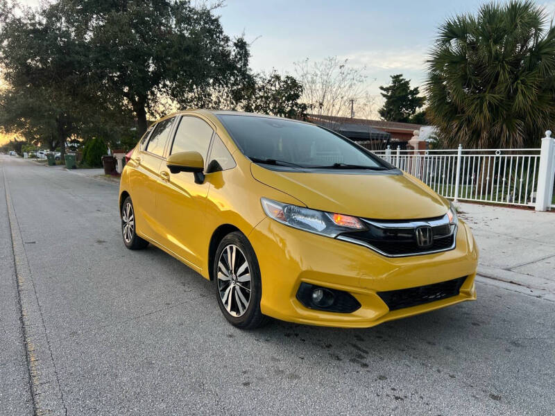 2018 Honda Fit for sale at MIAMI FINE CARS & TRUCKS in Hialeah FL