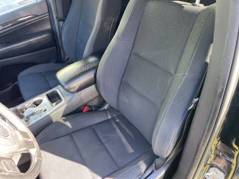 2012 Jeep Grand Cherokee Laredo