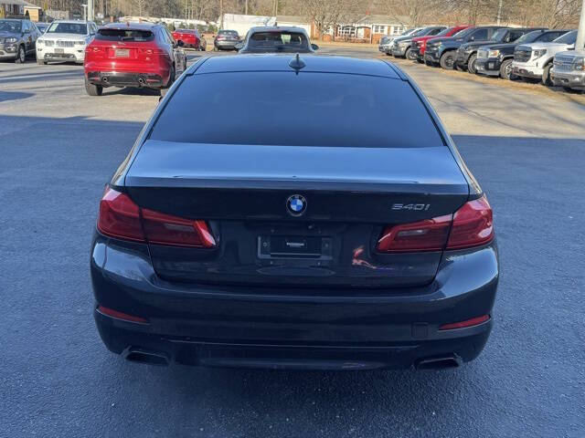 2019 BMW 5 Series 540i
