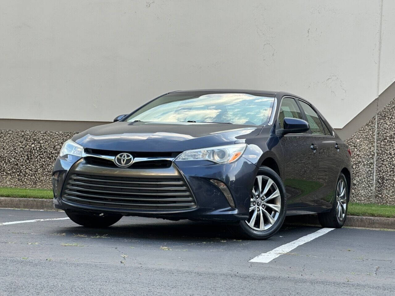 2016 Toyota Camry for sale at Prompt Luxury Cars LLC in Austell, GA