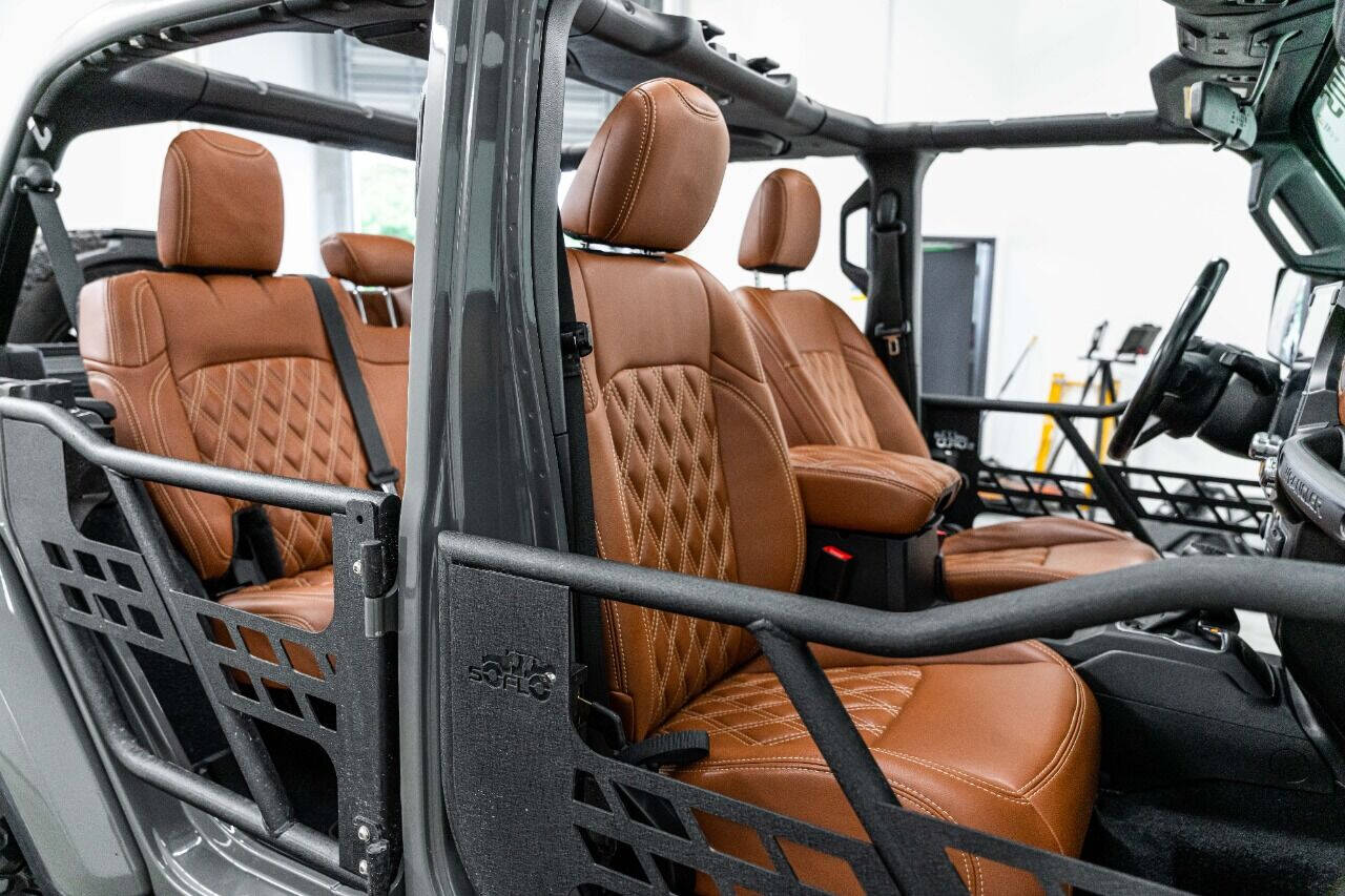 2020 JEEP Wrangler SUV / Crossover - $47,999