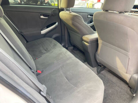 2010 Toyota Prius II