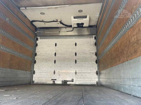 2015 Freightliner M2 106