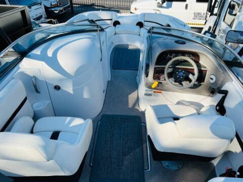 2001 Four Winns FUNSHIP 254