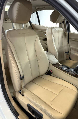 2014 BMW 3 Series 328i