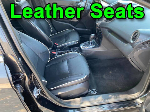 2011 Ford Fiesta SES