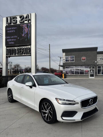2019 Volvo S60 T5 Momentum