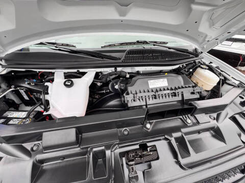 2025 Chevrolet Express 2500