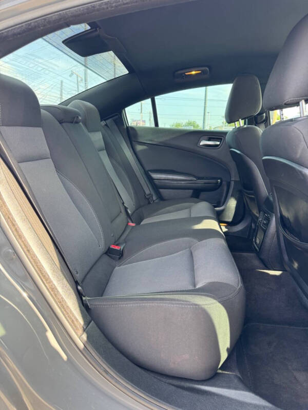 2018 Dodge Charger SXT