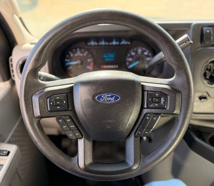 2021 Ford E-Series E-350 SD