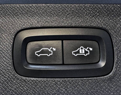 2016 Volvo XC90 T8 eAWD Inscription