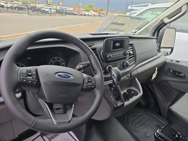 2025 Ford Transit