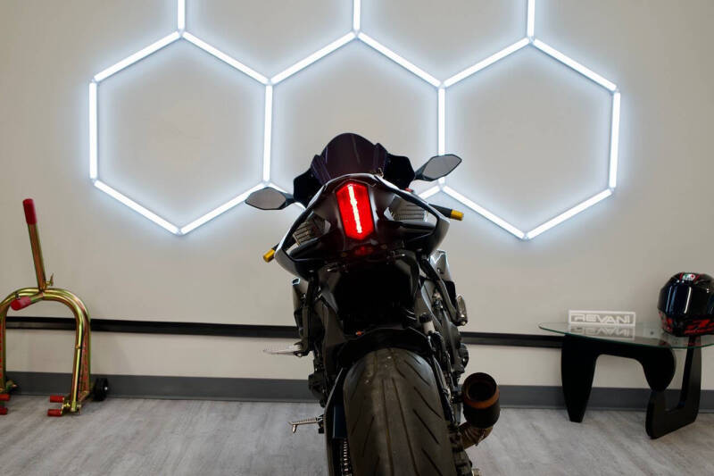 2020 Yamaha YZF-R1