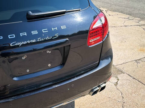 2014 Porsche Cayenne Turbo