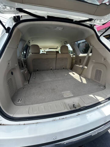 2013 Nissan Pathfinder SV