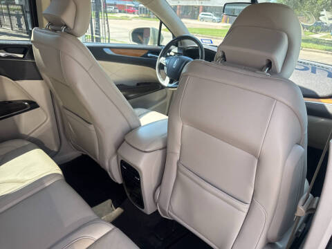 2017 Lincoln MKC Select