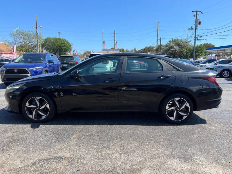 2023 Hyundai Elantra SEL