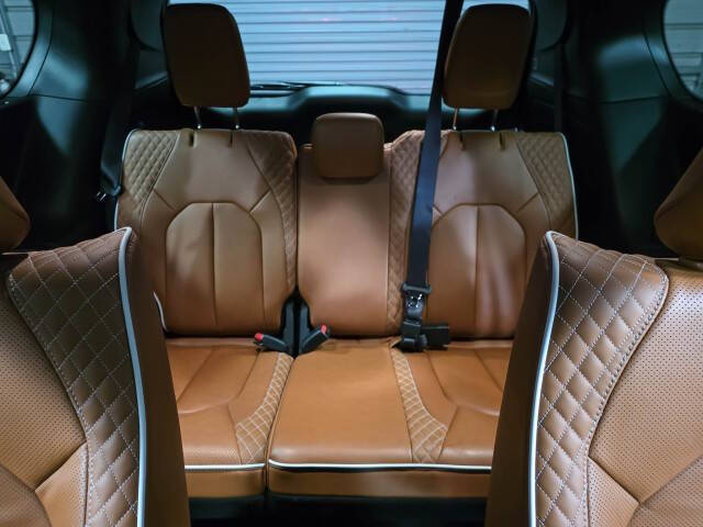 2025 Chrysler Pacifica Plug-In Hybrid Pinnacle