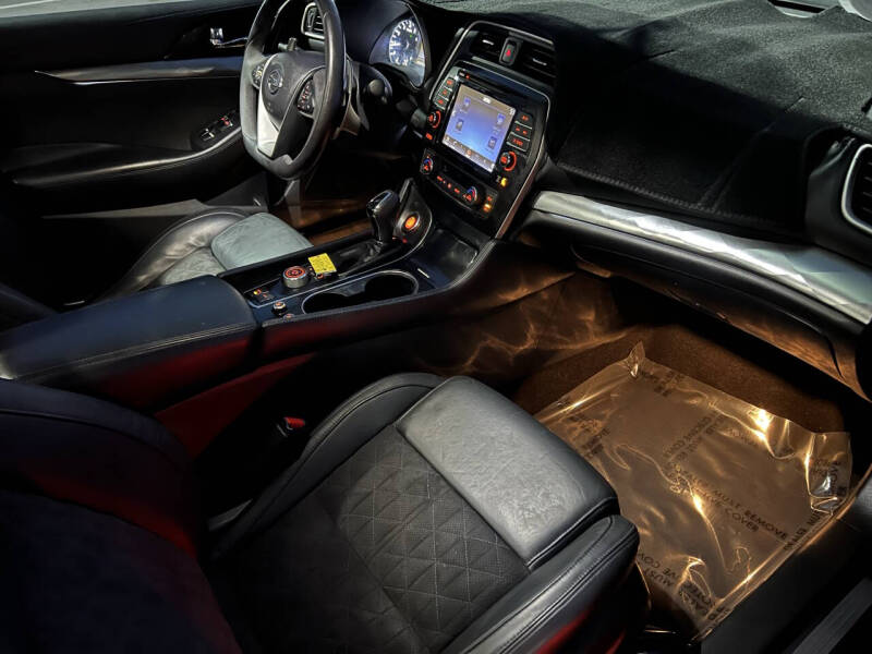 2016 Nissan Maxima 3.5 SR