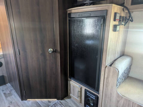2018 Jayco Jay Feather X17Z / 18ft