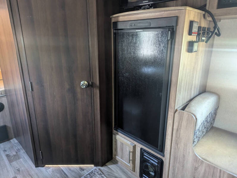 2018 Jayco Jay Feather X17Z / 18ft
