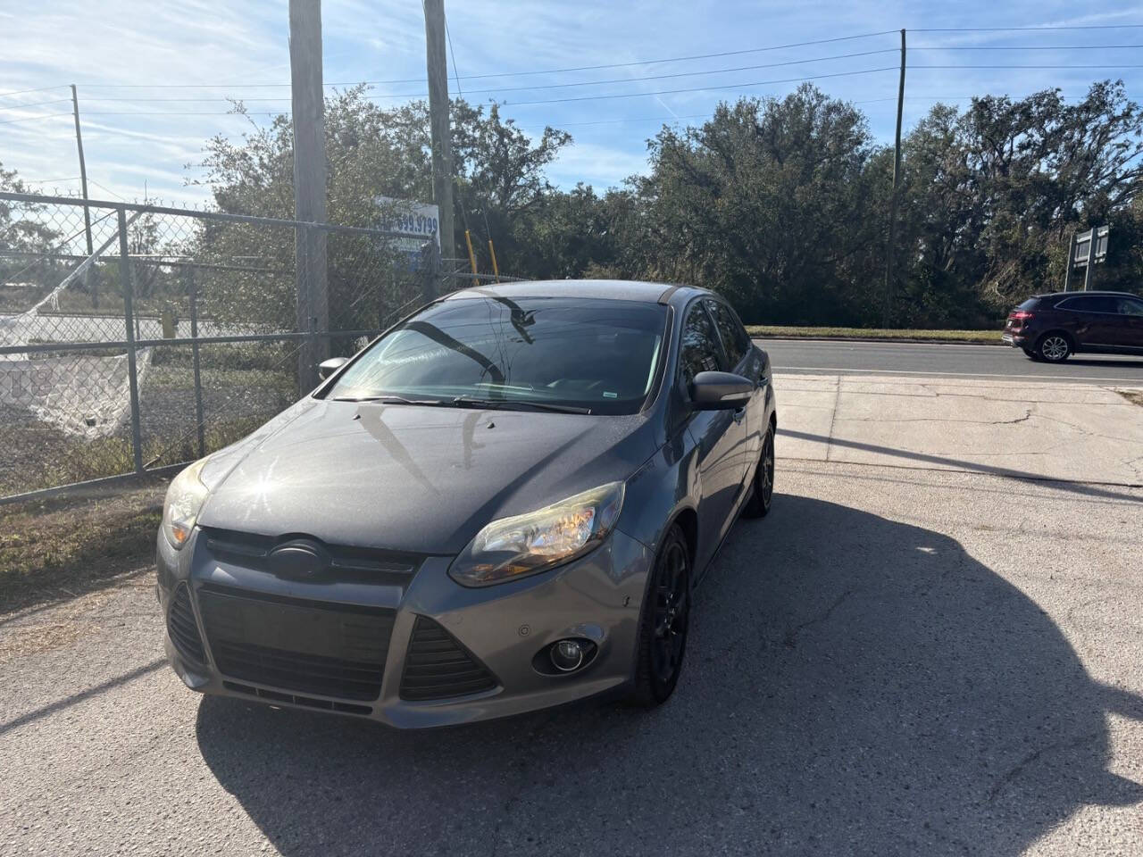 2013 Ford Focus for sale at Hobgood Auto Sales in Land O Lakes, FL